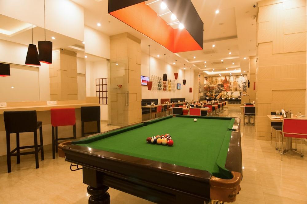 Red Fox By Lemon Tree Hotels, Sector 60, Gurugram Gurgaon Ngoại thất bức ảnh
