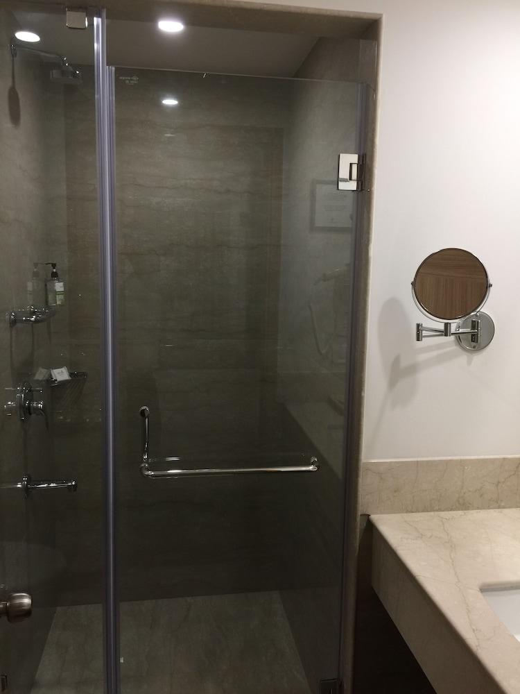 Red Fox By Lemon Tree Hotels, Sector 60, Gurugram Gurgaon Ngoại thất bức ảnh