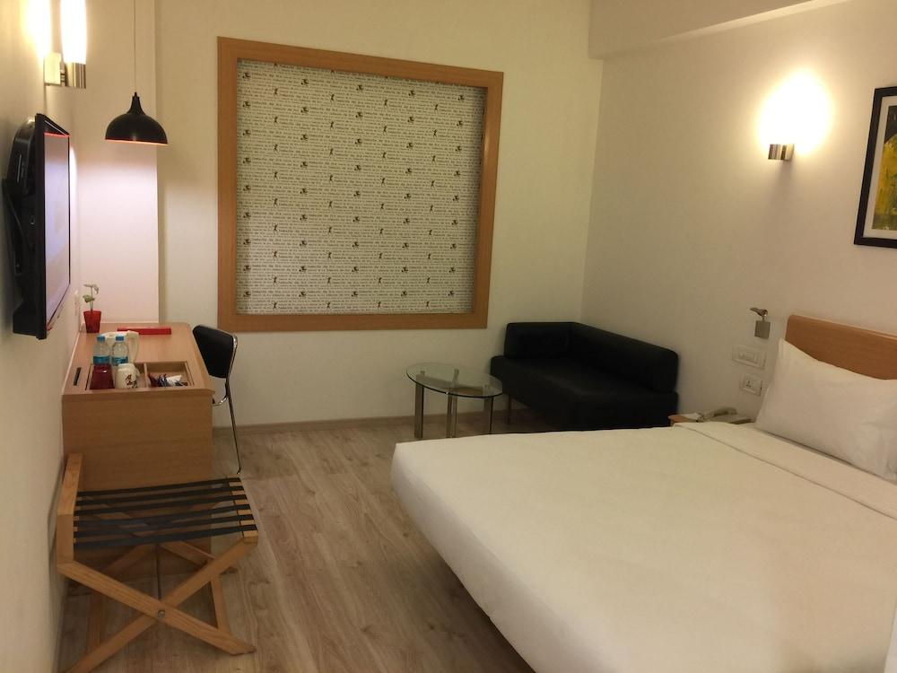 Red Fox By Lemon Tree Hotels, Sector 60, Gurugram Gurgaon Ngoại thất bức ảnh