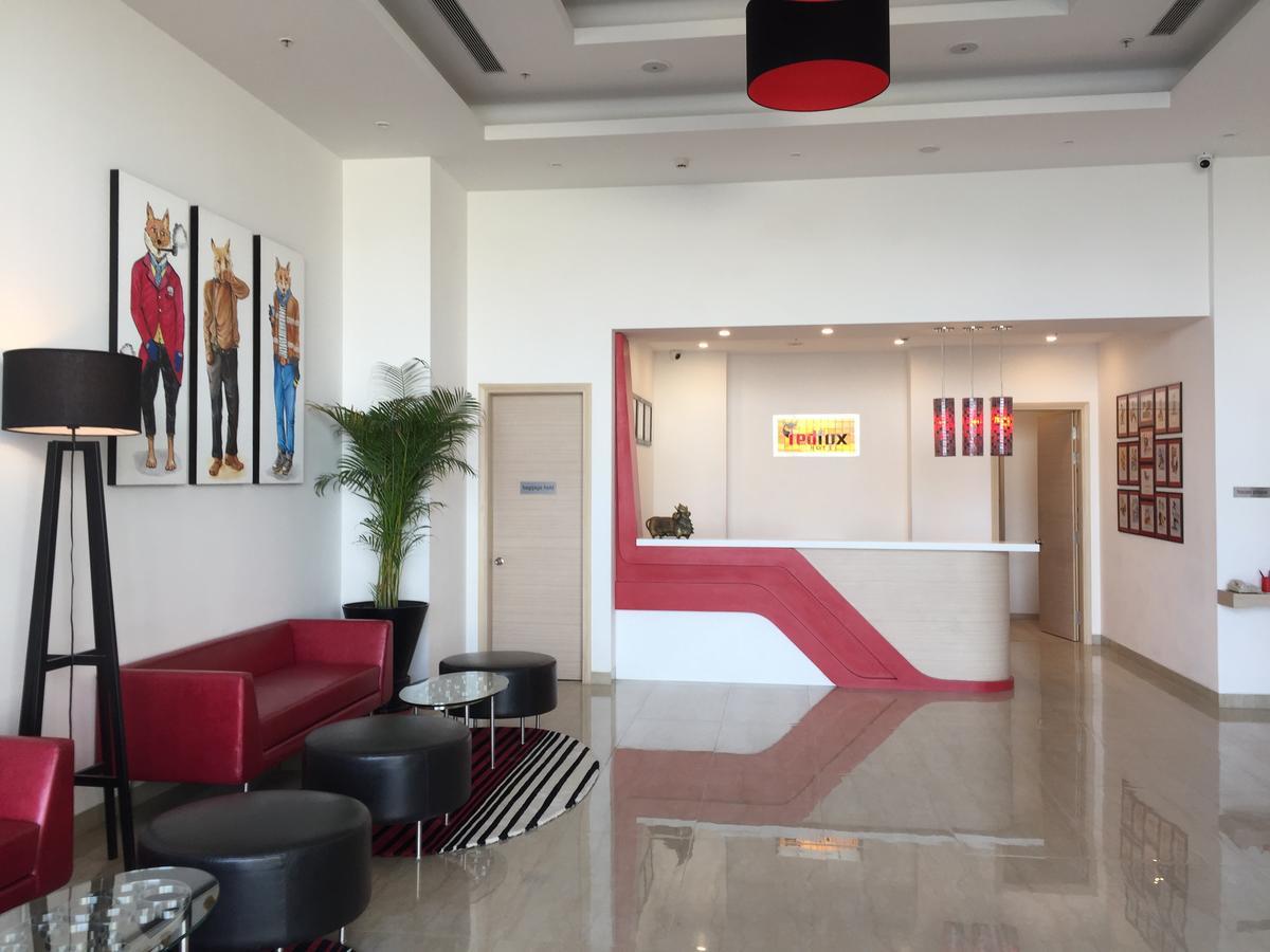 Red Fox By Lemon Tree Hotels, Sector 60, Gurugram Gurgaon Ngoại thất bức ảnh