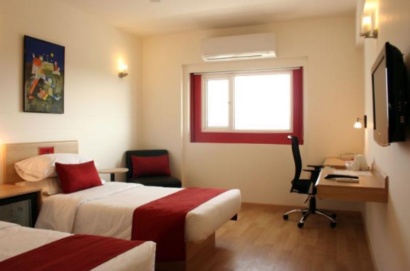 Red Fox By Lemon Tree Hotels, Sector 60, Gurugram Gurgaon Ngoại thất bức ảnh